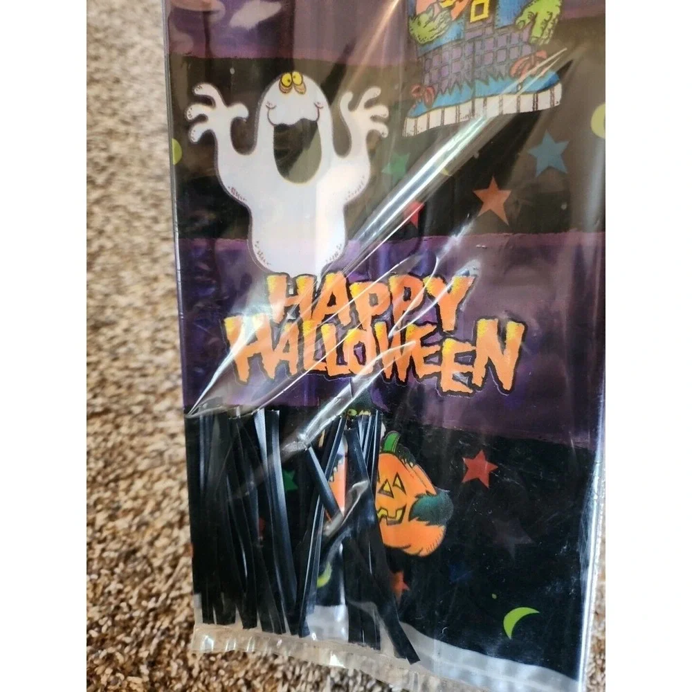 Paper ART TREAT Large Cello Bags Zany Characters Halloween Treat Bags 20 Vtg